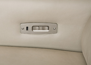 NC7003PR_Ghent_Detail_HR.jpg